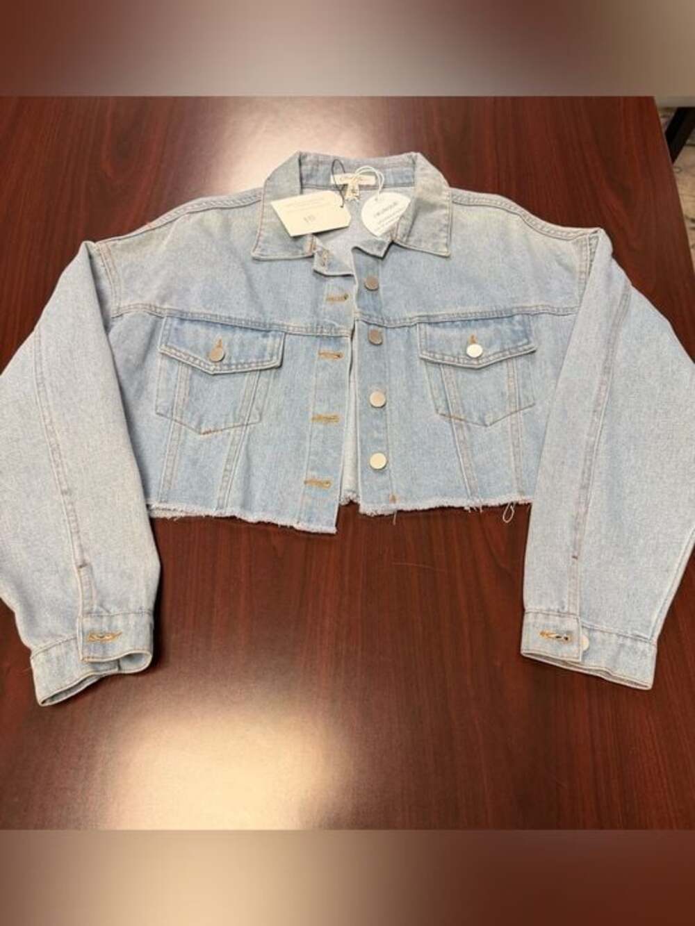 Light Blue Cropped Denim Jacket - Women - Picture 3 of 6